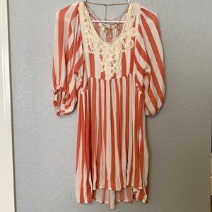 Tunic dress. Size small. Brand umgee.